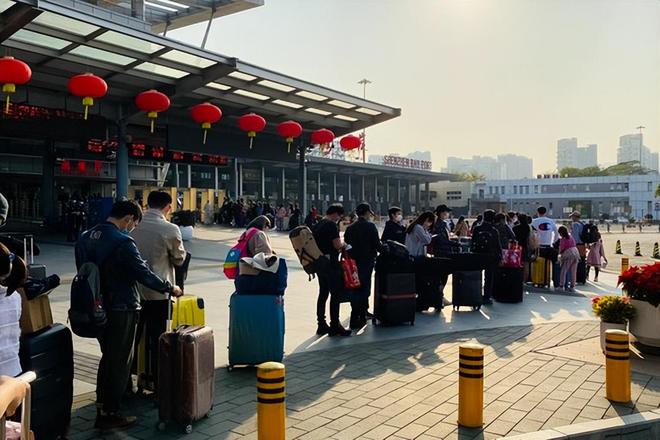 出现4大“怪现象”农村会尤为明显j9九游会入口不出意外今年春节将(图3)