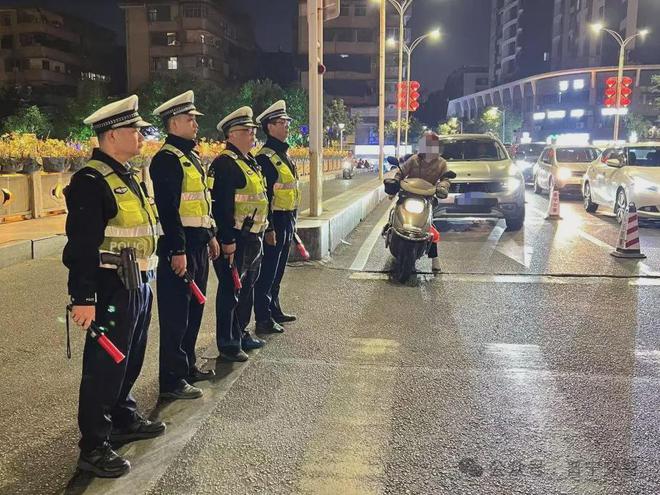 阳街头多名“醉猫”被曝光！九游会J9胆过青！春节前揭(图2)